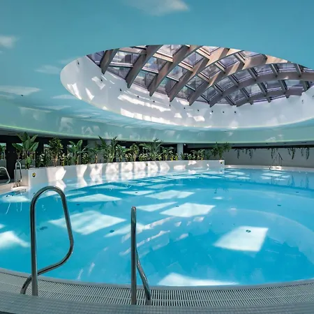 Lejlighed In With Pool & Terrace Stettin